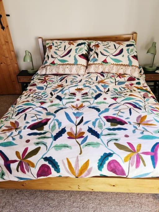 Gorgeous 2 Bedroom Kintbury Cottage 외부 사진