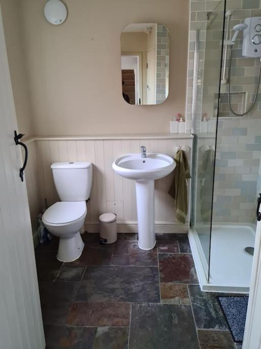 Gorgeous 2 Bedroom Kintbury Cottage 외부 사진