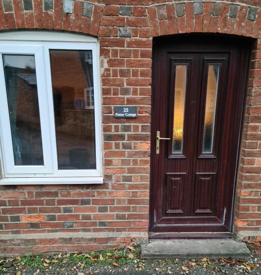 Gorgeous 2 Bedroom Kintbury Cottage 외부 사진